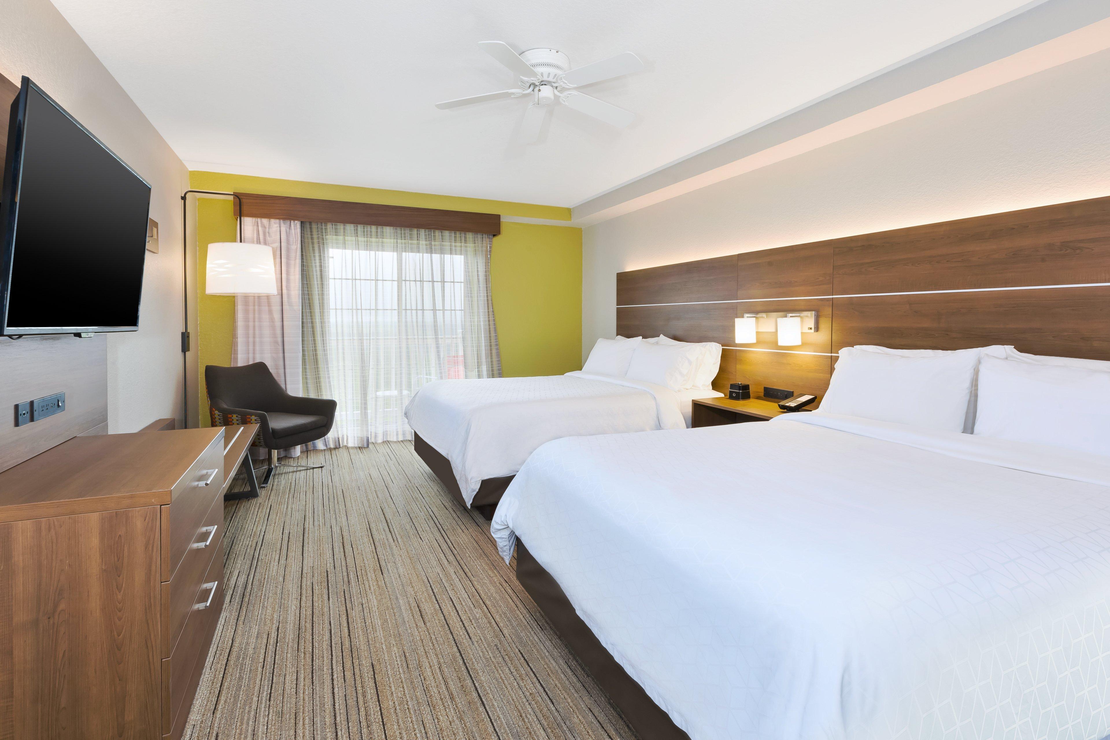 Holiday Inn Express Hotel & Suites Petoskey By Ihg Exterior foto