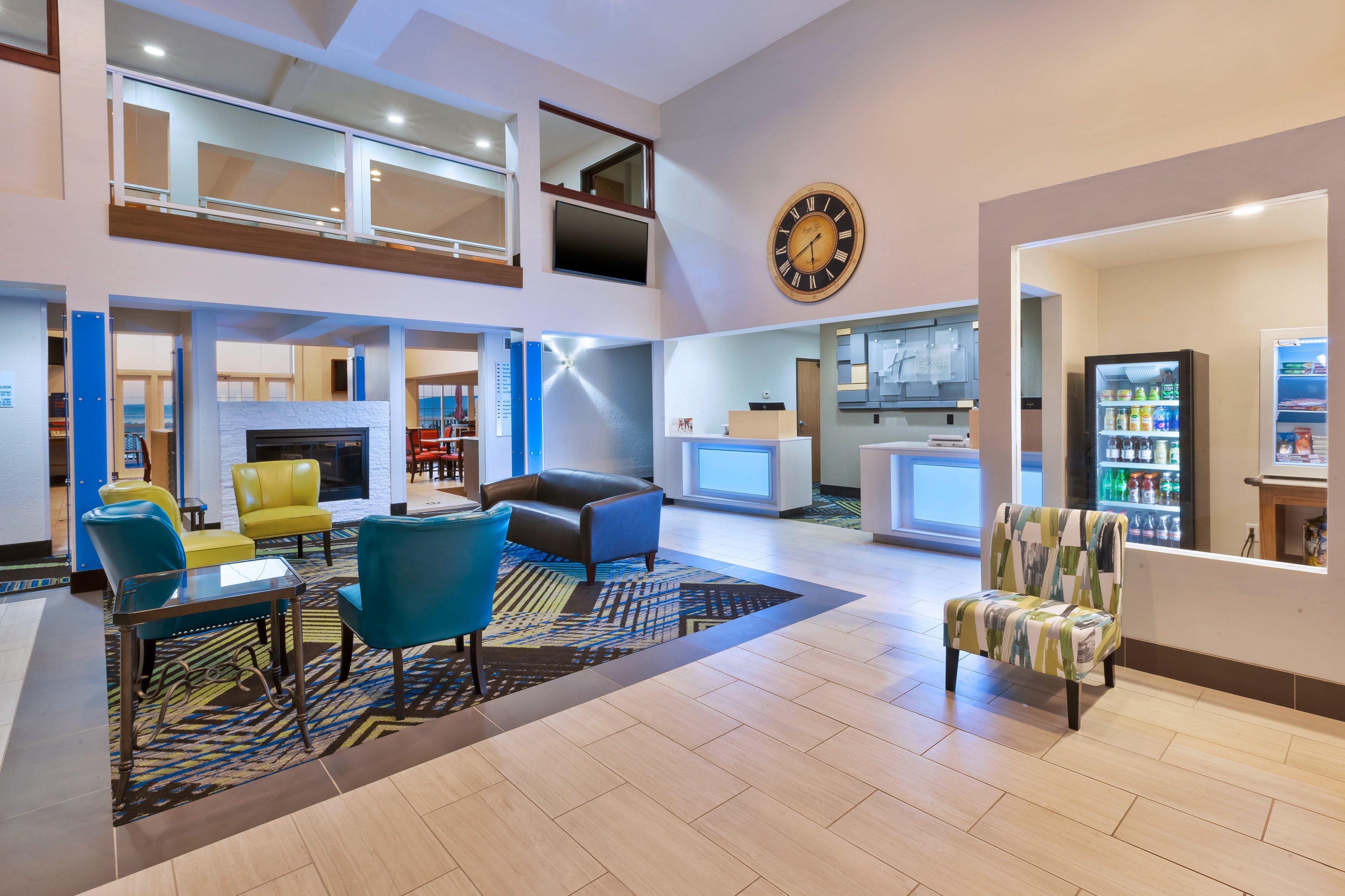 Holiday Inn Express Hotel & Suites Petoskey By Ihg Exterior foto