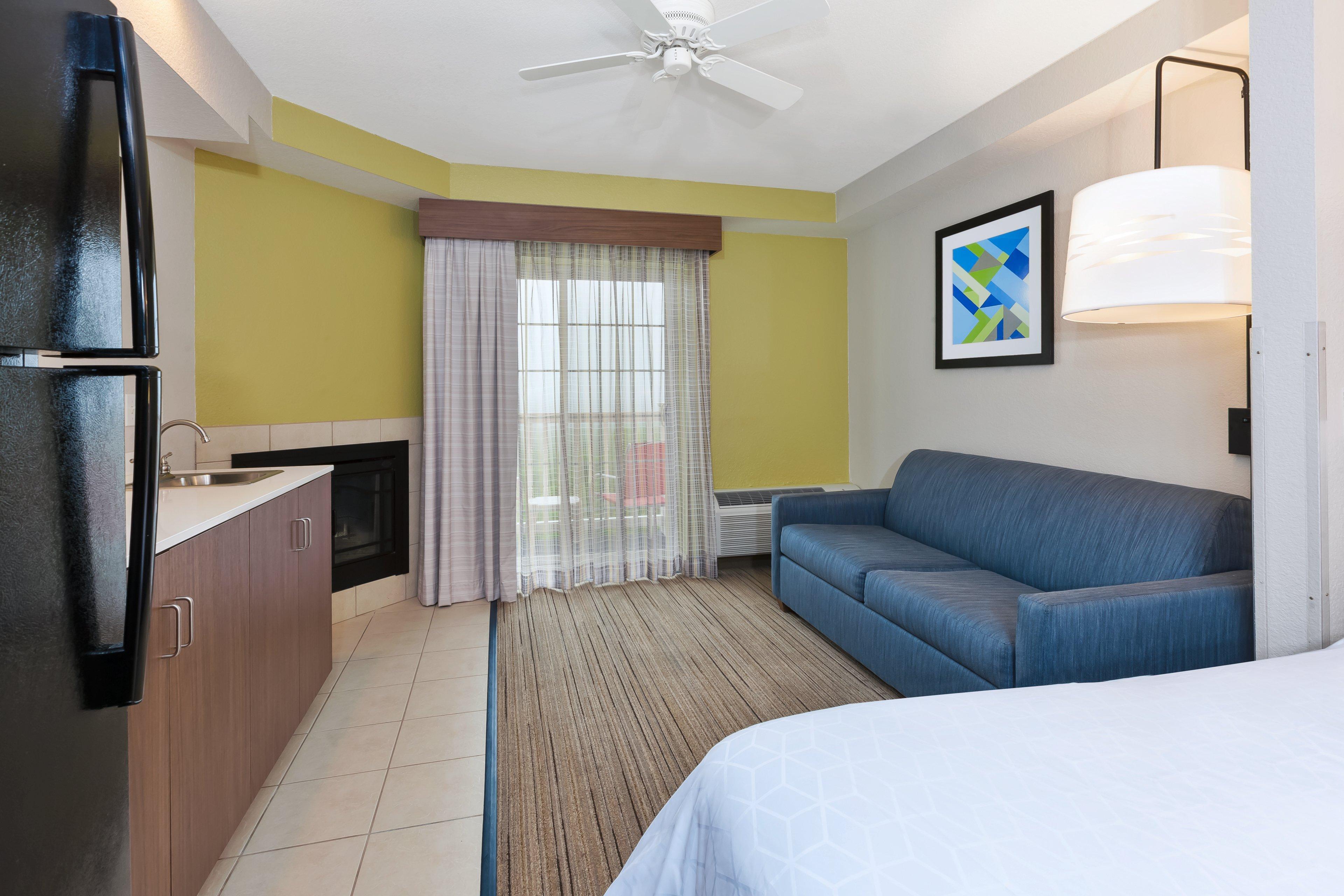 Holiday Inn Express Hotel & Suites Petoskey By Ihg Exterior foto