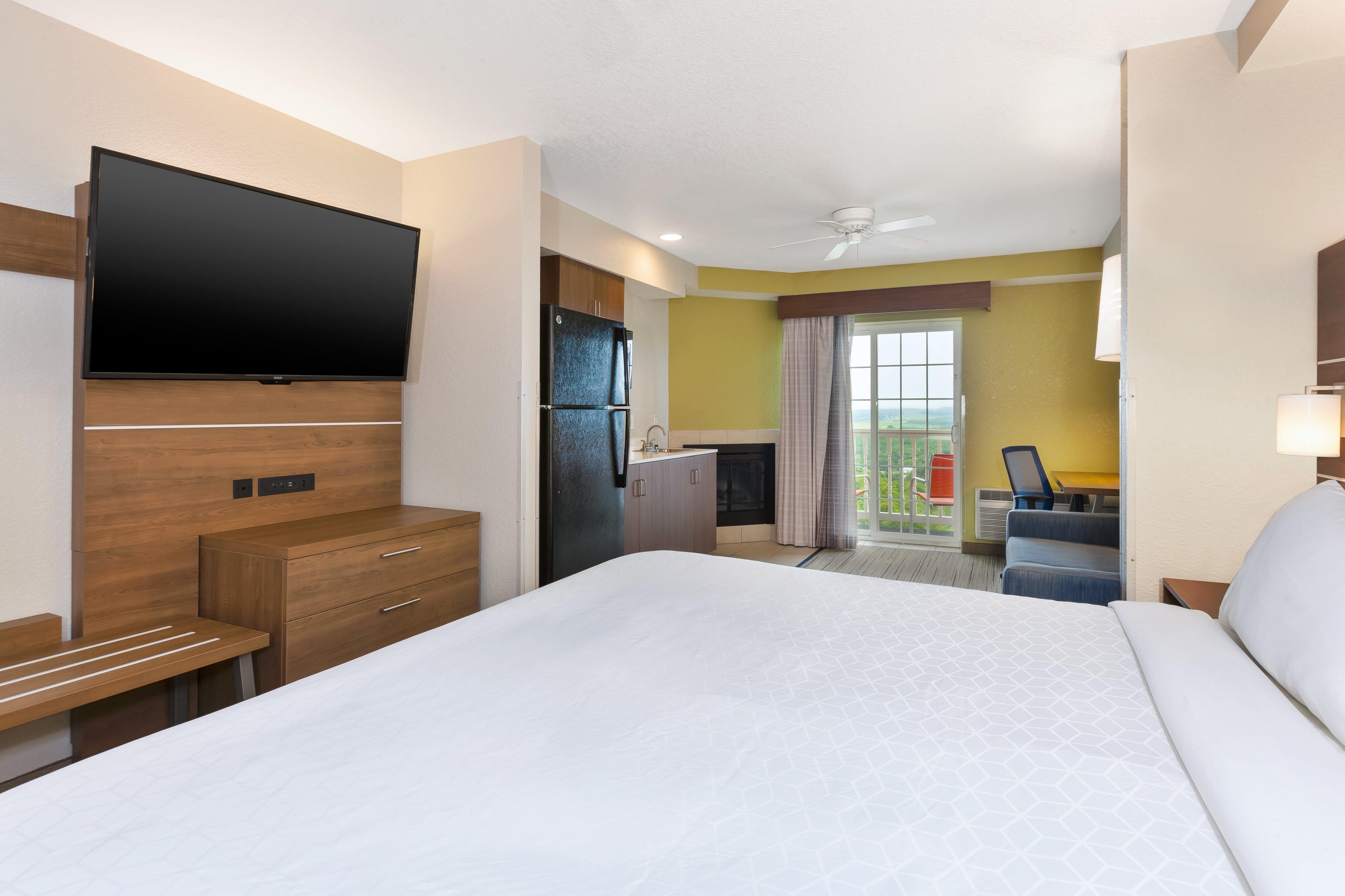 Holiday Inn Express Hotel & Suites Petoskey By Ihg Exterior foto